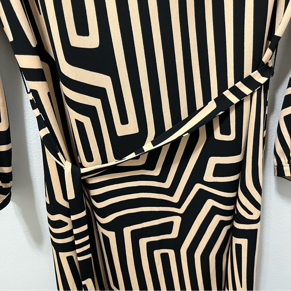 Joseph Ribkoff Dress Size 8 - Picture 9 of 14